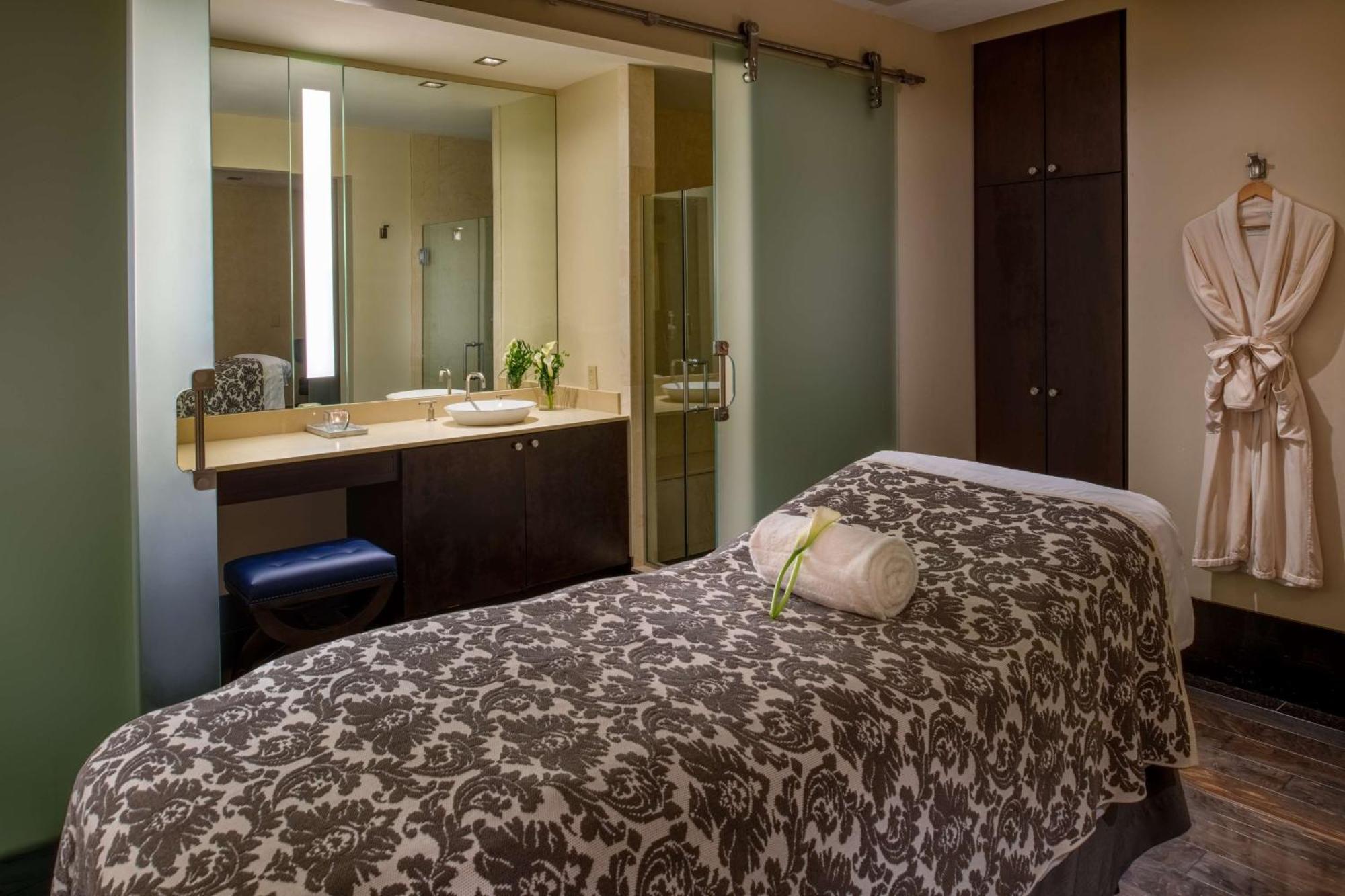 The Roosevelt Hotel New Orleans - Waldorf Astoria Hotels & Resorts Екстериор снимка