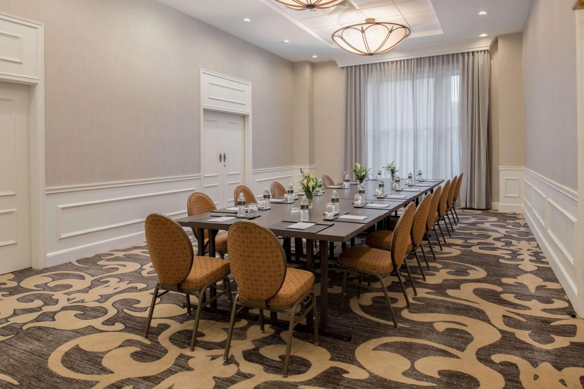 The Roosevelt Hotel New Orleans - Waldorf Astoria Hotels & Resorts Екстериор снимка