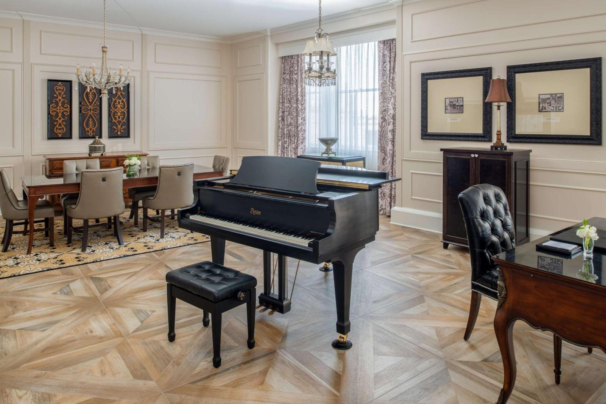 The Roosevelt Hotel New Orleans - Waldorf Astoria Hotels & Resorts Екстериор снимка